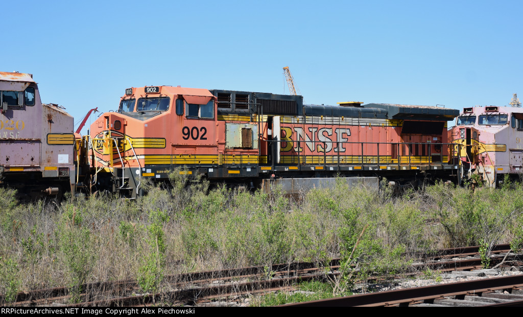 BNSF 902